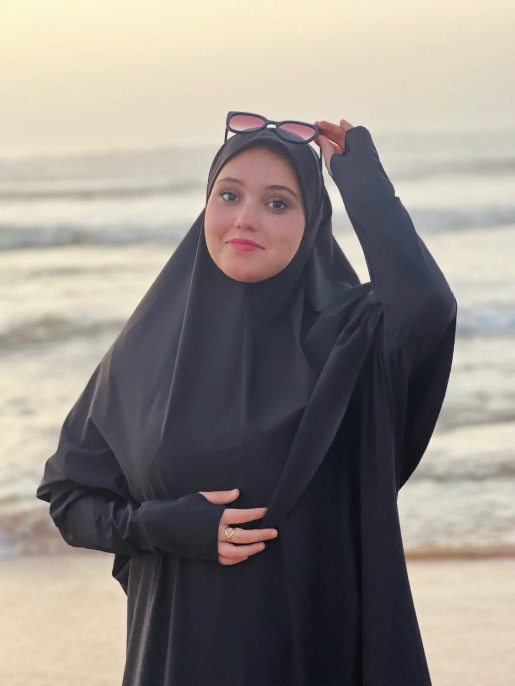 Bourkini Élégance Noire – Confort & Simplicité