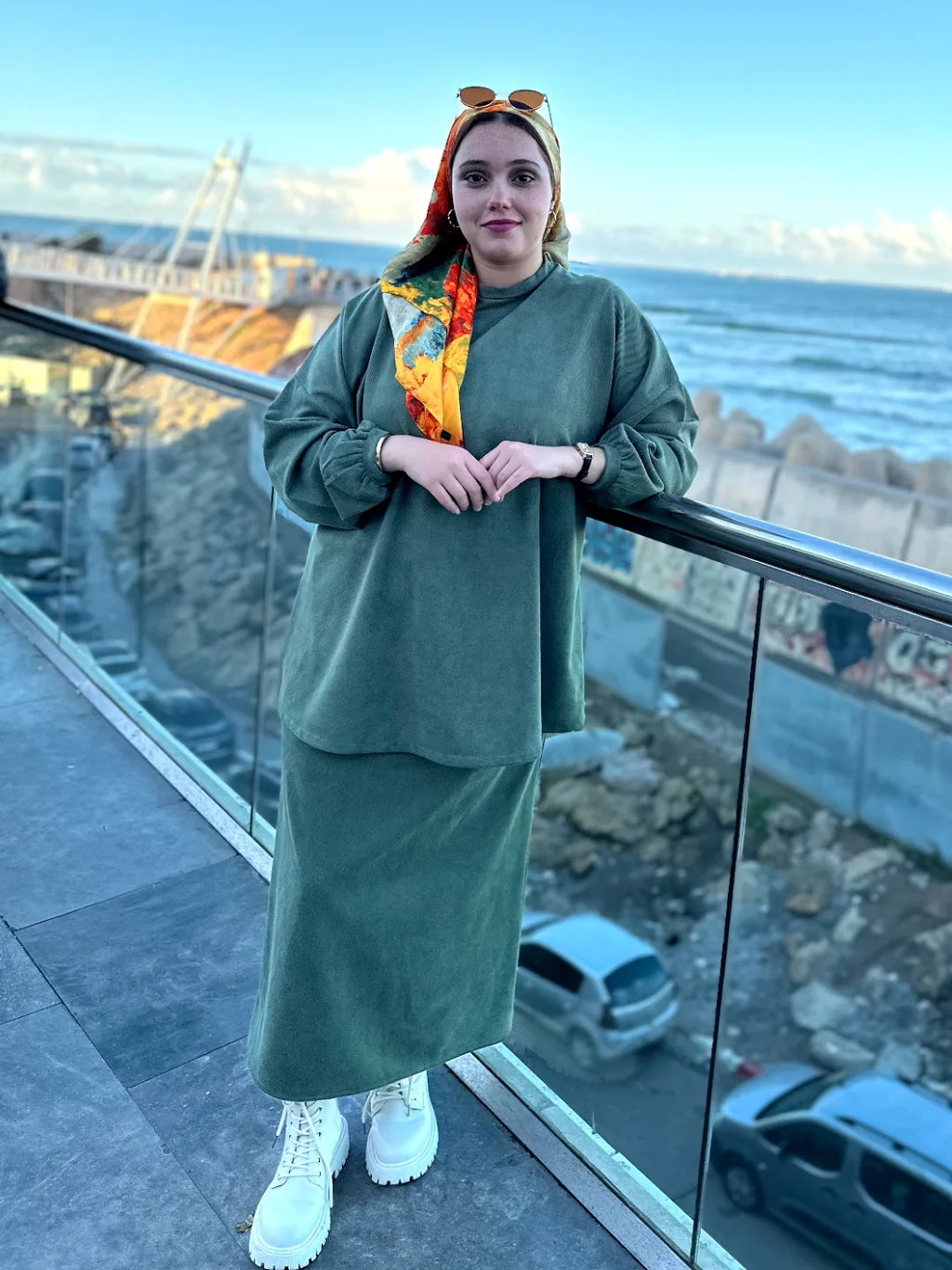 Ensemble Hijab Automnal 🍂 – Élégant & Confortable ✨